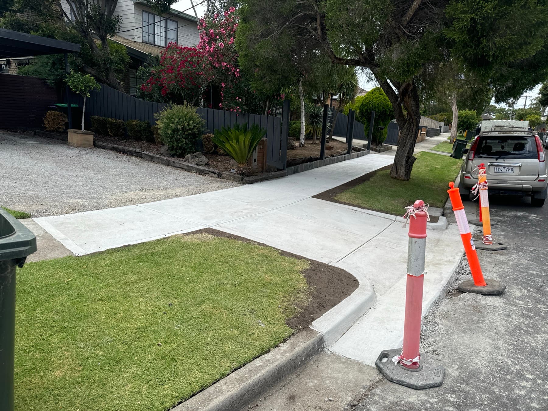 Crossing & garden frontage
